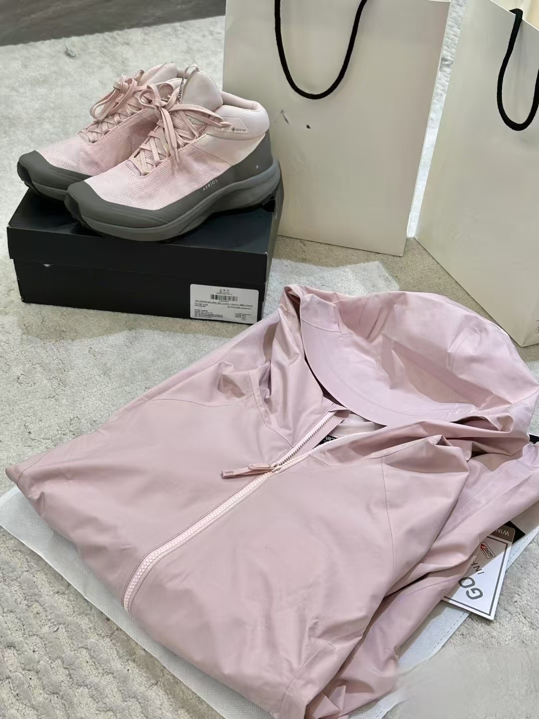 Pájaro con la chaqueta beta pareja con el mismo viento a prueba de agua delgado plástico LOGO de cáscara dura