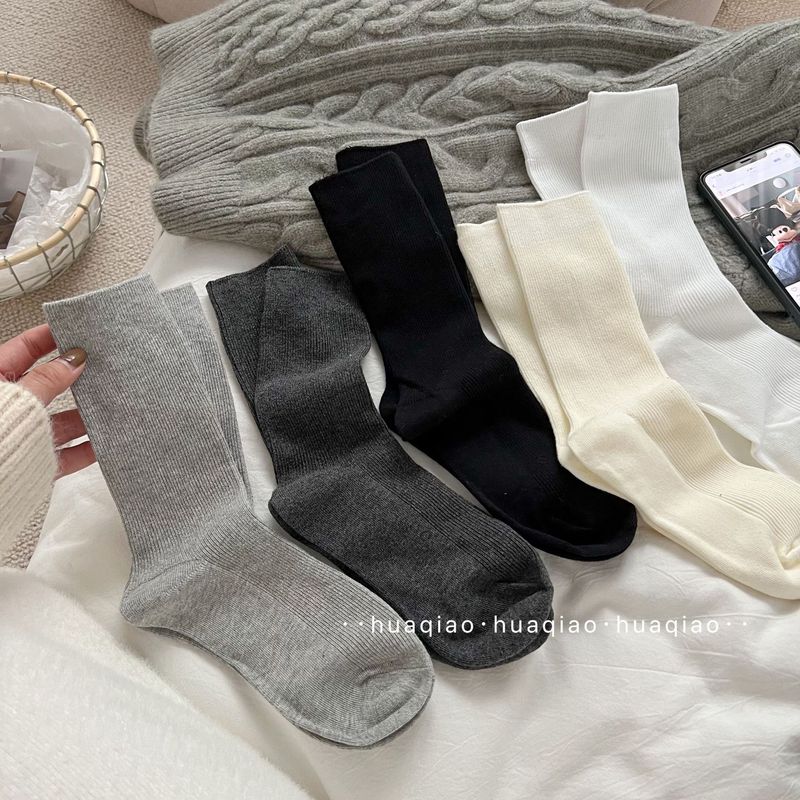 Catwalk vertical stripes dark gray socks women's autumn and winter mid-calf length socks cotton black Japanese style pile socks stockings