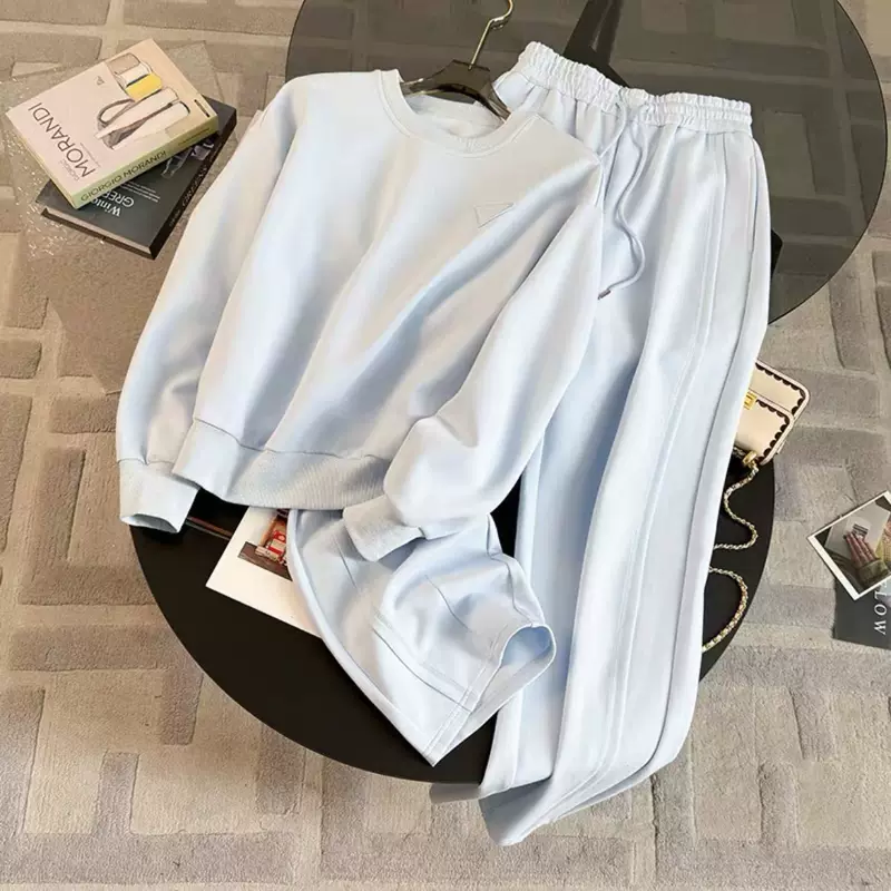 Спортивный костюм весной, модный набор, тренд сезона, премиум-класс, loose fit