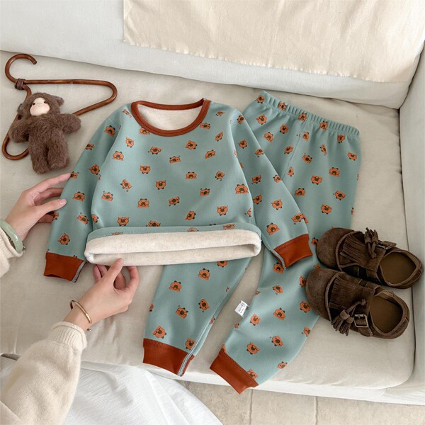 Children's keep warm set