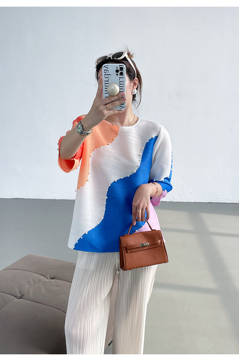 Áo thun nữ cổ tròn xếp ly in họa tiết cầu vồng, đính hạt, dáng rộng — Màu xanh lam chi tiết 19