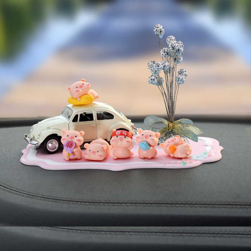 Coche rojo rojo neto cerdito adornos de coche diosa consola central de coche con incrustaciones de diamantes decoración de macetas creativo y lindo