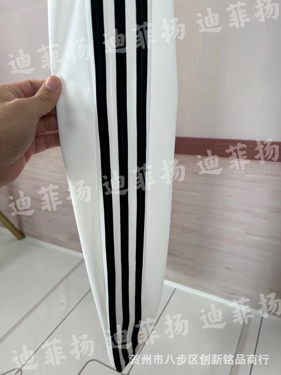 09e3934d805c29deb59f04a607a62e