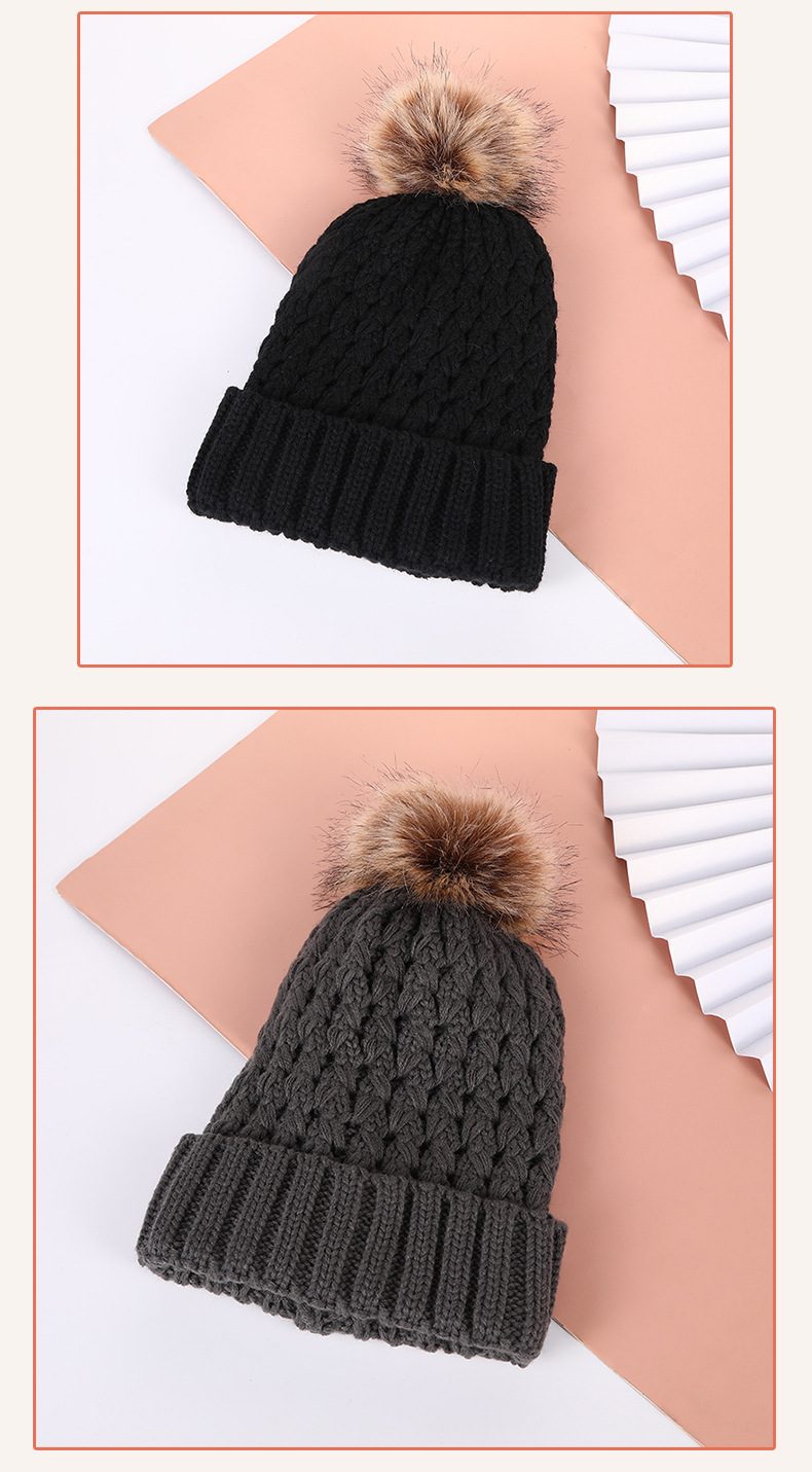 Women's Simple Style Solid Color Handmade Crimping Wool Cap display picture 1