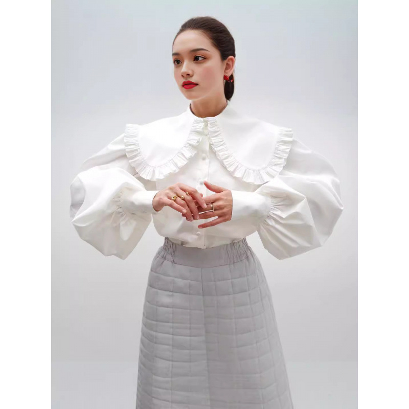 欧美时尚甜美白色娃娃领衬衫设计感宽松女士纯棉开衫长袖上衣