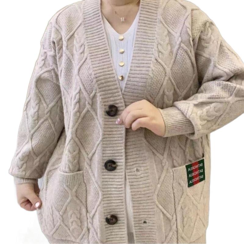秋に太って大きいサイズのvネックのセーターの上着の新型の韓国版の太っている女性の洋風のメリヤスのカーディガンの外でマントを掛けます。|undefined