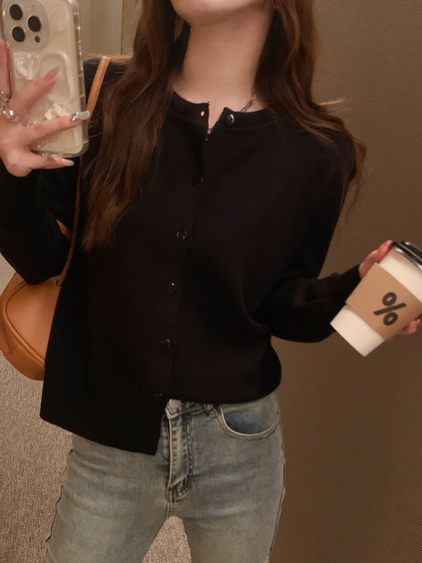 早秋薄款针织开衫外套女2025新款春秋白色圆领毛衣外搭感上衣|undefined