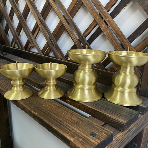 Pure copper candle holder wax holder household candle holder ornaments base all copper brass worship god worship Buddha front lamp holder pair