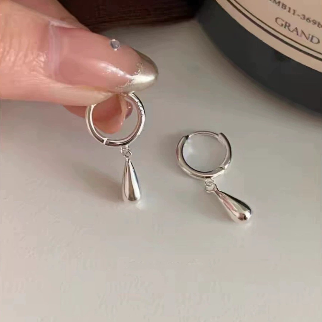 Vintage Simple Water Drop Pendant Earrings Ear Buckle Fashion All-match Cold Wind Ear Drop Ear Jewelry for Women