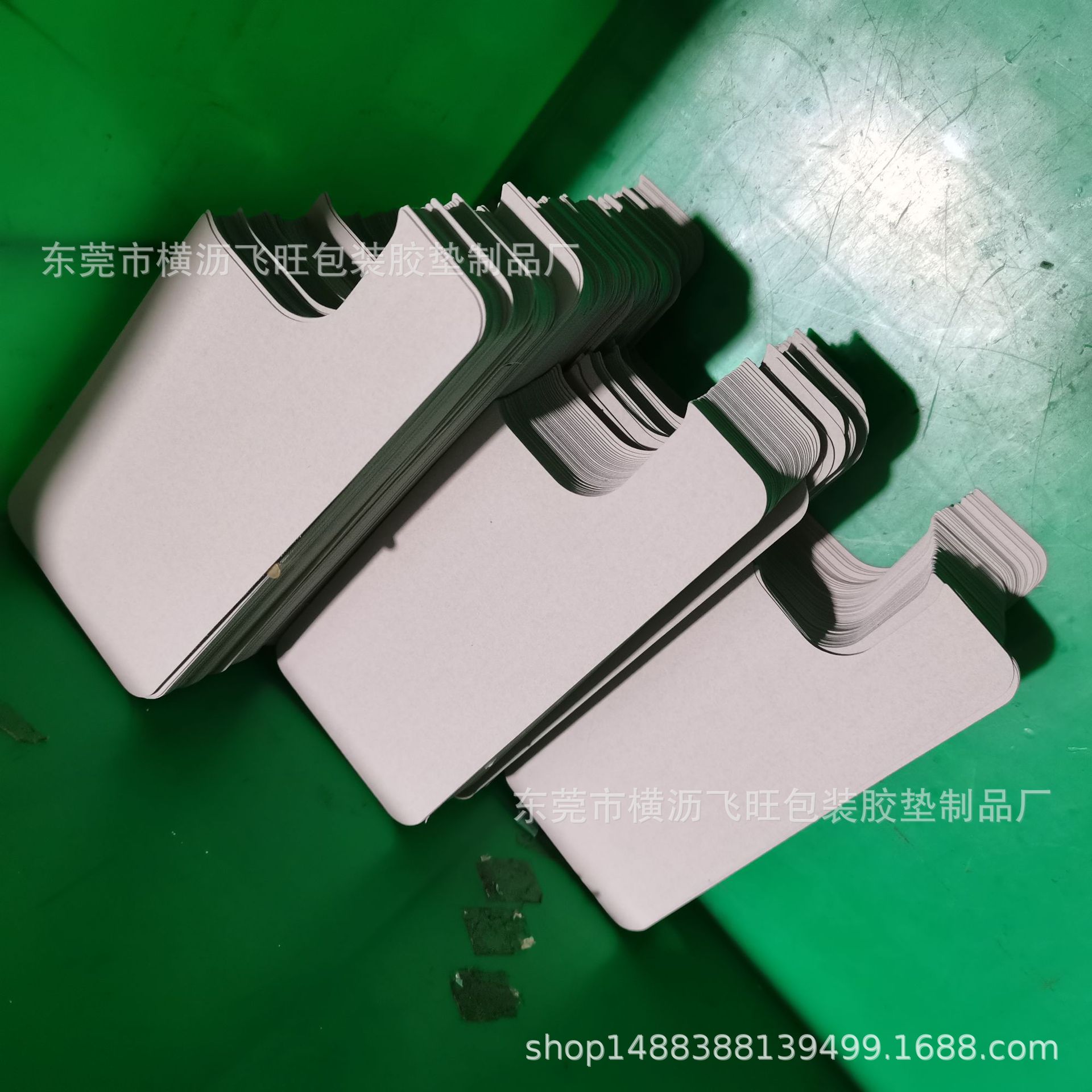 苹果14手机壳贴绒植绒 手机壳绒布 手机壳超纤内贴 手机壳贴纸