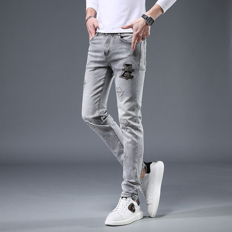 Jeans para hombre nueva tendencia en el verano de 2022 slim y casual marca Joker pantalones de pies grises de perforación caliente marea._voghion.com