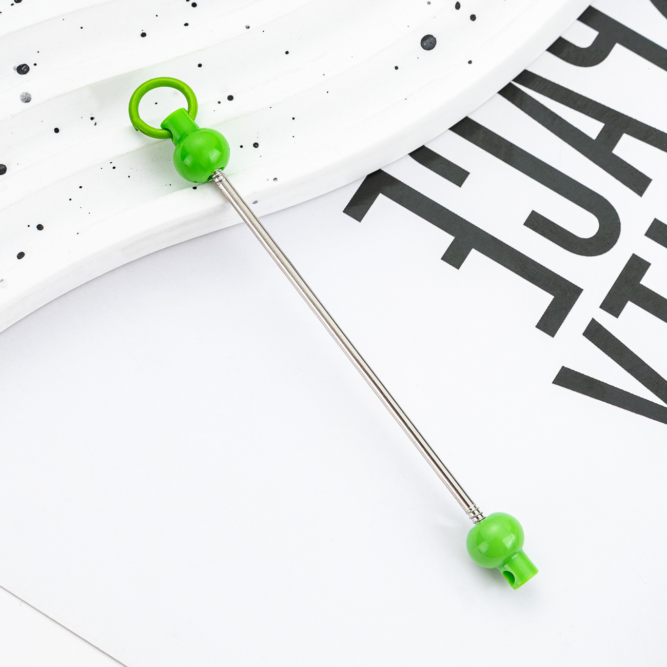 Nuevo polo DIY cuentas creativo llavero cuentas accesorios colgante polo de plástico cuentas polo