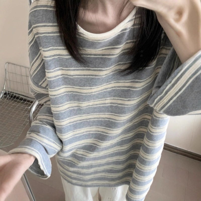 Lazy Style Contrast Stripesd Round Neck Long-Sleeved T-Shirt for Women Autum 2025 New Fashion Beautiful Age-Reducing Loose Top