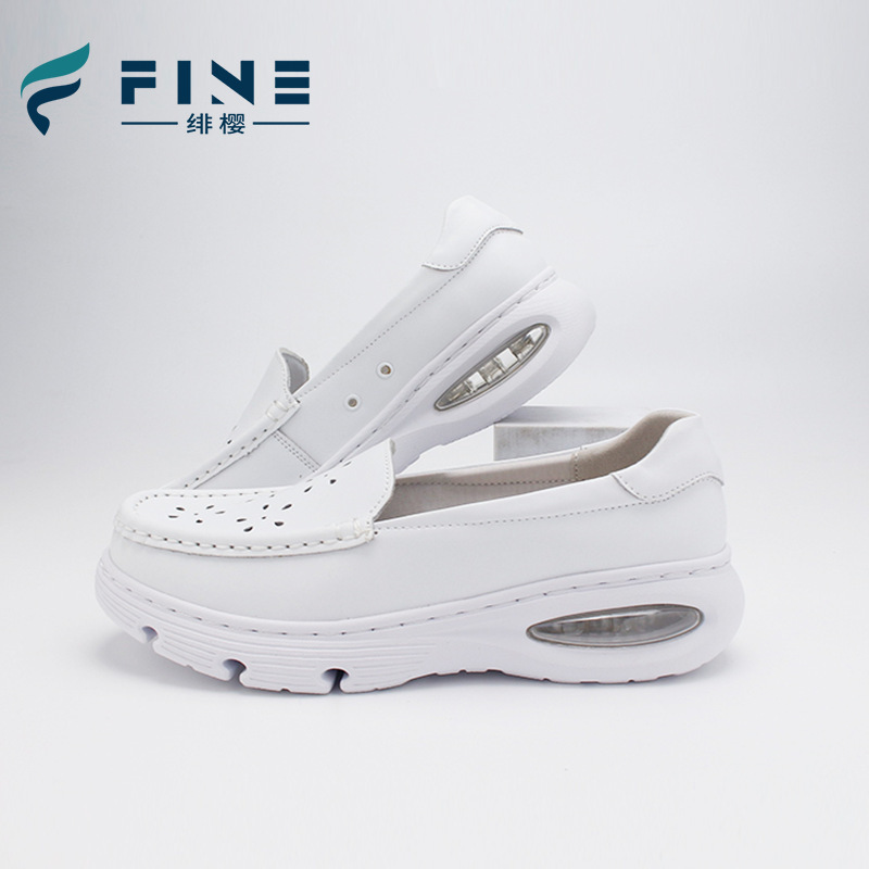 Nurses' Shoes Women's Soft Sole Breathable White Medical Shoes Comfortable Non-Slip Flat Shoes One-Step White Shoes