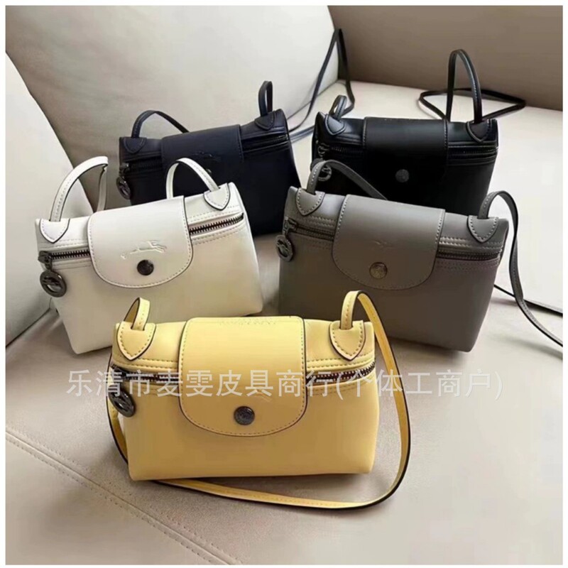 French Longchamp Bag, Mahjong Bag, Small Square Bag, Shoulder Crossbody Bag, Fashionable Handbag, Mini Bag, Box Makeup Bag French Longchamp Bag, Mahjong Bag, Small Square Bag, Shoulder Crossbody Bag, Fashionable Handbag, Mini Bag, Box Makeup Bag