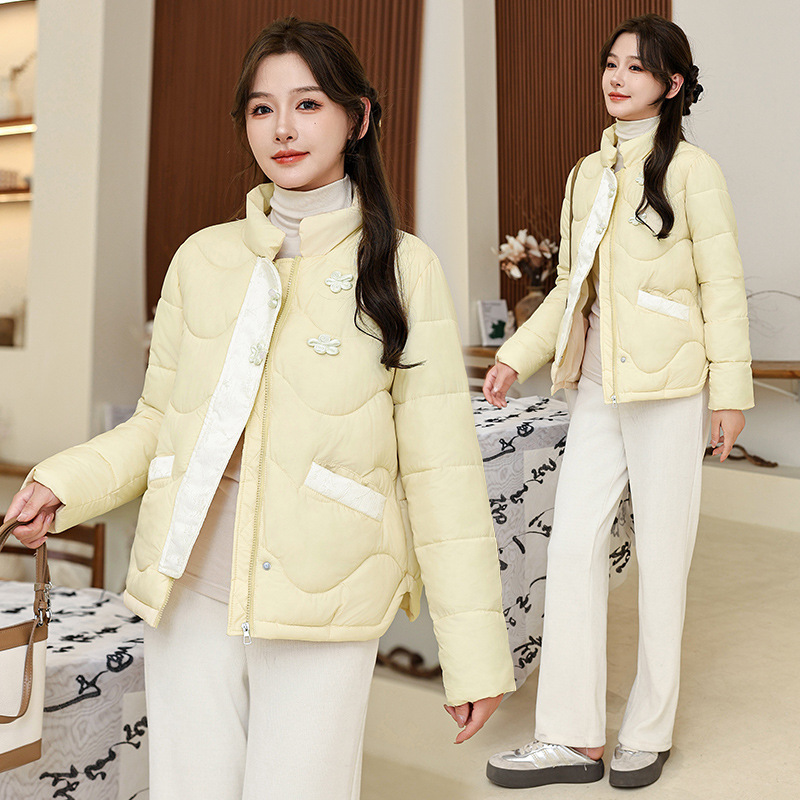 复古文艺中式盘扣轻薄羽绒棉服女2024冬季新款中国风印花女式棉衣
