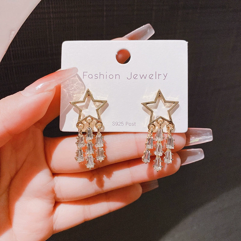 Universal earrings, silver needle, light luxury style, 2024 years, silver 925 sample