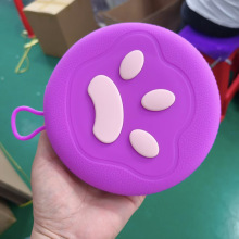 外贸宠物硅胶用品猫狗折叠便携外出饮水猫咪制品一体慢缓食盆狗碗