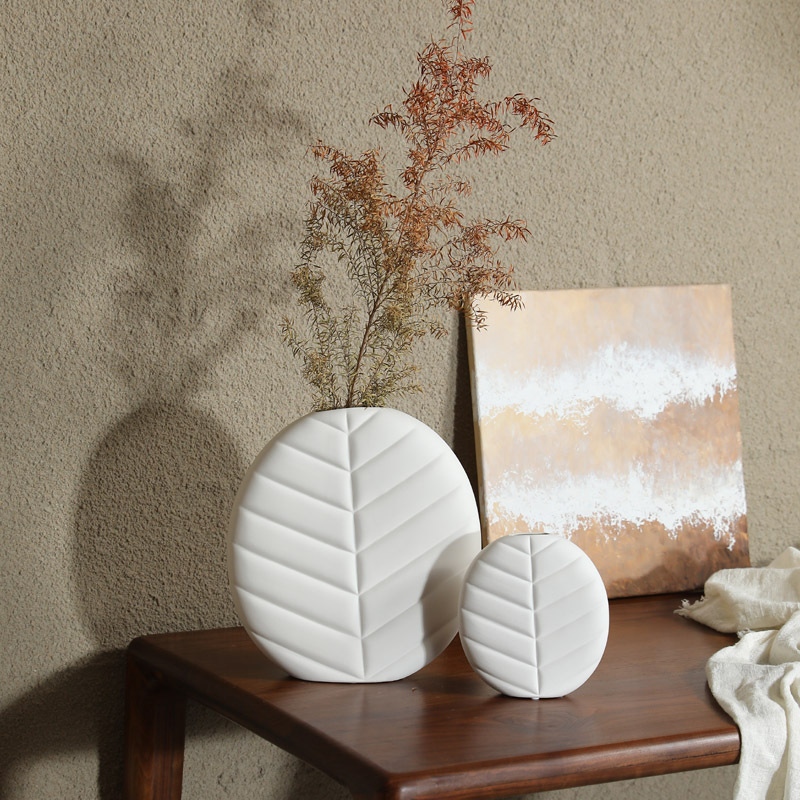 Blanco inswind de alto valor de la cara jarrón de flores de cerámica de arte flor seca flor de diseño decoración decoración del gabinete de vinos de sala de estar