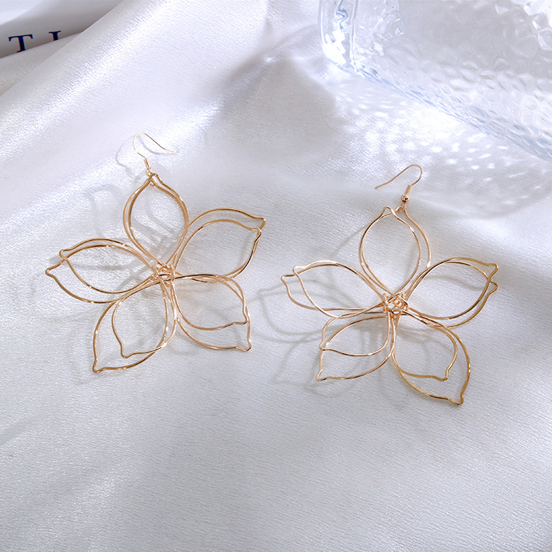 1 Pair Pastoral Flower Plating Metal Drop Earrings display picture 2