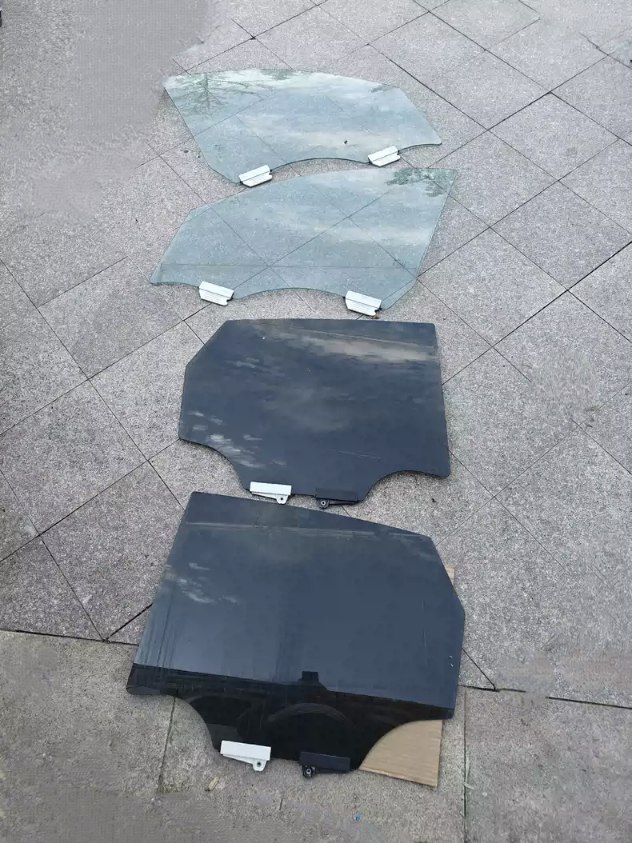 Suitable for Wenjie M9 Front Door Glass, Rear Door Glass, Front and Rear Door Window Glass, Laminated Glass, Original Factory Others