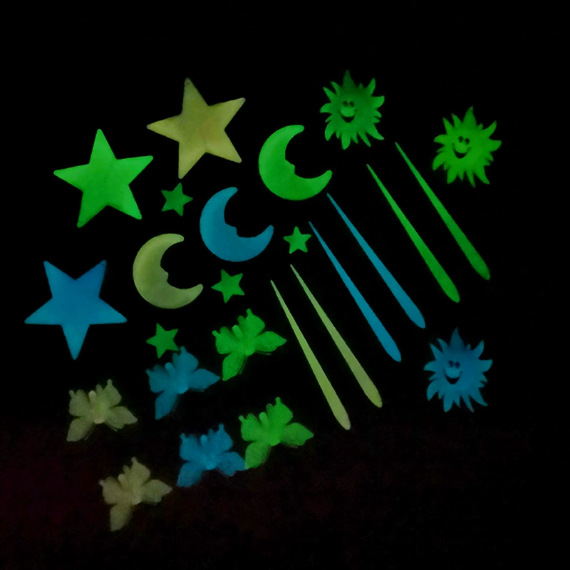 Pegatinas de estrellas fluorescentes nocturnas transfronterizas, copos de nieve de la luna, pegatinas de pared de dormitorios de estrellas al por mayor
