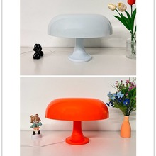跨境丹麦usb蘑菇台灯厂家韩国ins创意设计师客厅卧室床头装饰台灯