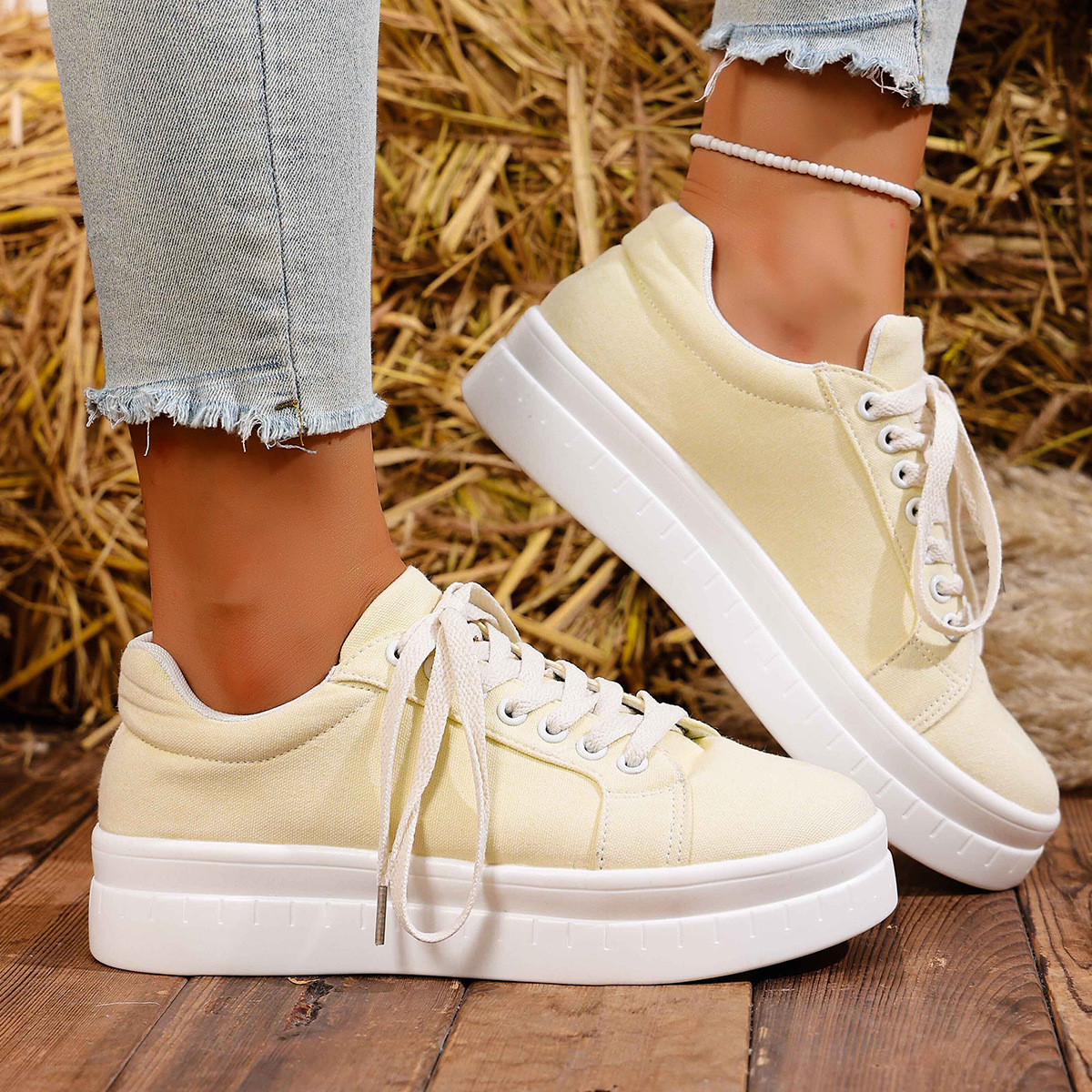 Women's Plus Size Lace-Up Round Toe Casual Shoes Thick Sole European American Style Sneakers Size 43 For Autumn_voghion.com