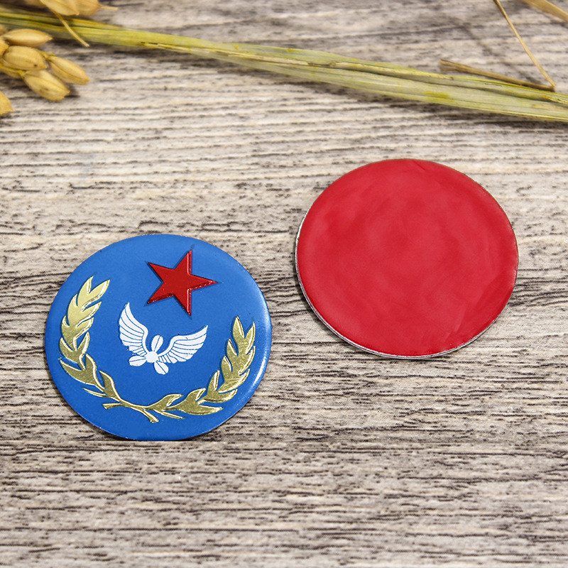 供应圆形金属铝标牌彩色印刷红酒瓶标牌凹凸字Logo展示架金属标贴