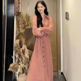 法式绝美粉色拼接蕾丝连衣裙女秋季2025新款气质简约遮肉显瘦长裙