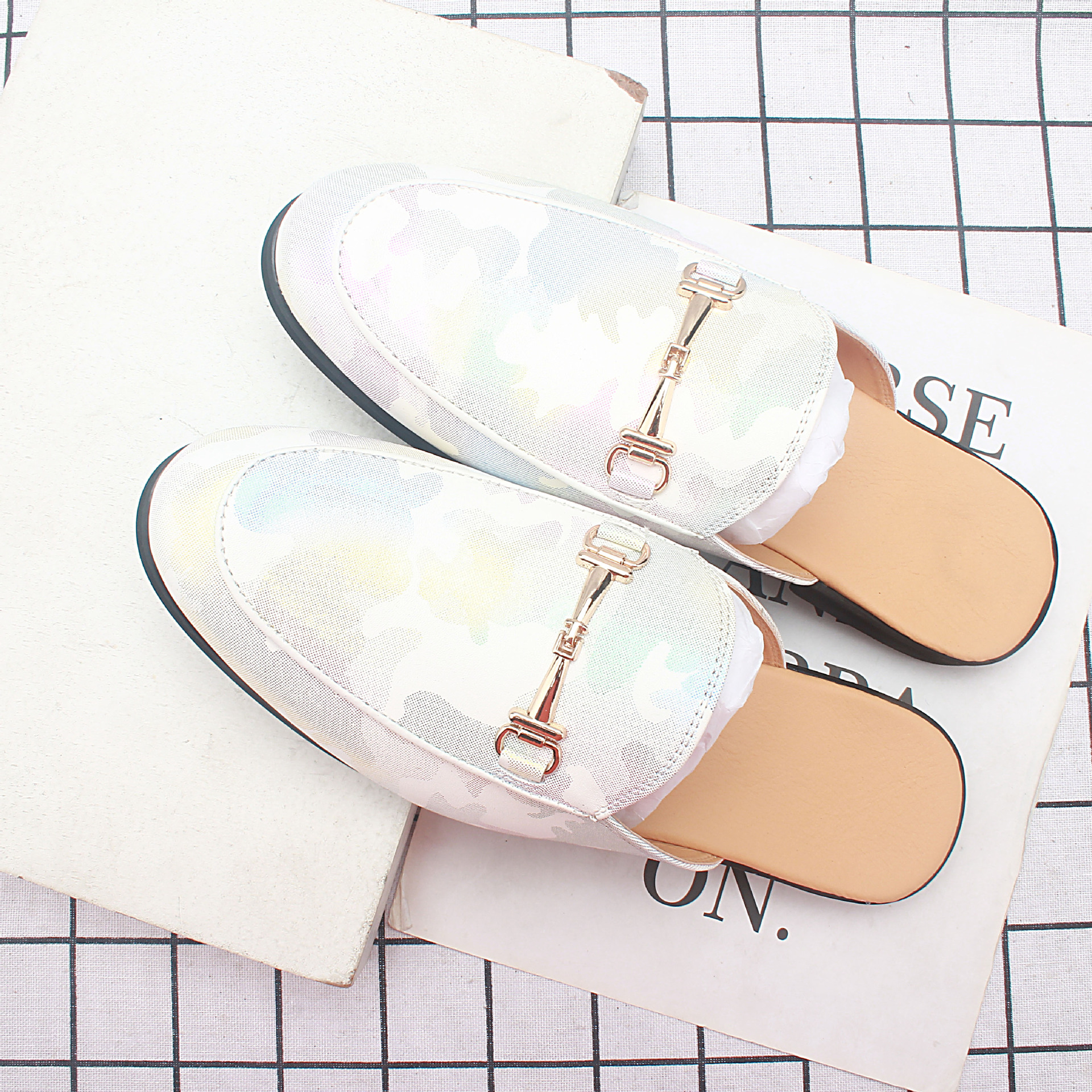 �¿��и��԰���ƤЬ�����⴩��ͷ����Ьʱ����������1387