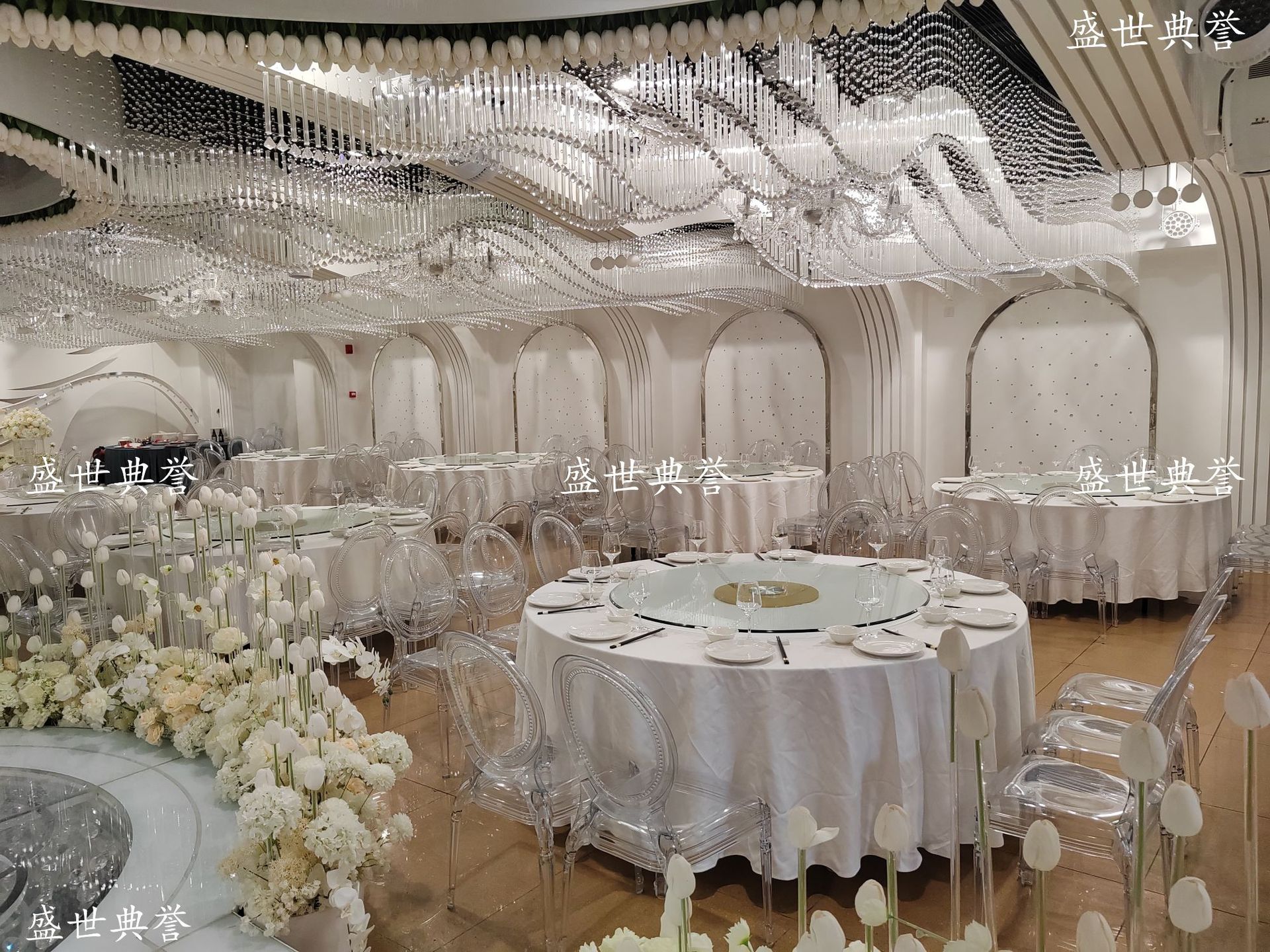 Hangzhou foreign trade wholesale acrylic bamboo joint chairs, outdoor wedding transparent chairs, hotel banquet hall wedding banquet princess chairs pic 14