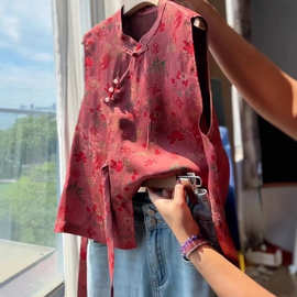 新中式红色提花坎肩上衣女2025巨好看的不规则下摆无袖衬衫