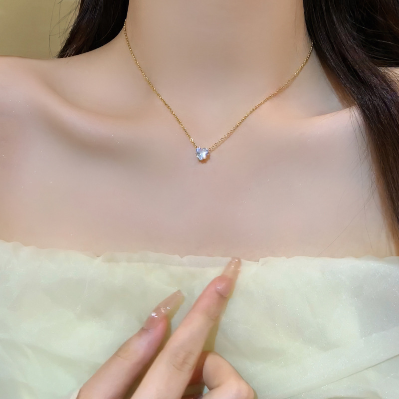 Water Droplets, Heart Shape Pattern Women's Gender 304 Stainless Steel Water Droplets Heart Shape Diamond Pendant Necklace