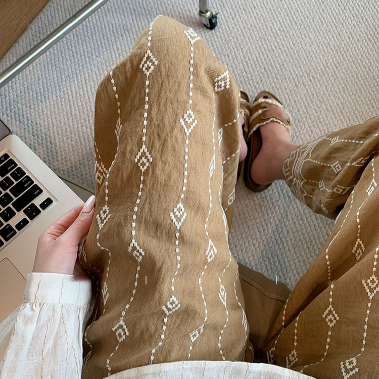 in stock Ethnic Style Vintage Embroidered Linen Casual Pants 2025 Summer Loose Straight Vest Pants Two-piece Set