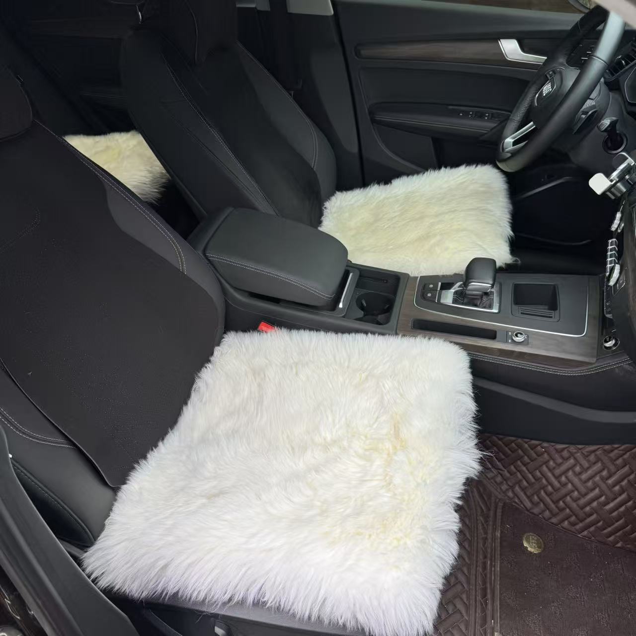Sheepskin wool integrated car seat cushion, winter thickened real wool three-piece set, long wool warm car fur seat cushion
