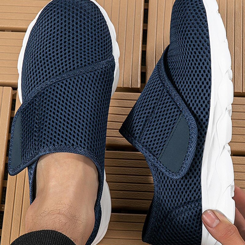 888 Cross-Border Domestic Sales Buckle Mesh Ultra-Light Shoes for Men and Women, Popular Model Suitable for Swollen Feet, Wide Feet, Breathable Mesh Shoes 888 Cross-Border Domestic Sales Buckle Mesh Ultra-Light Shoes for Men and Women, Popular Model Suitable for Swollen Feet, Wide Feet, Breathable Mesh Shoes