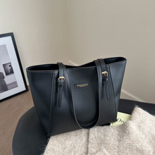 跨境欧美个性通勤冬季2024上新洋气时尚ins复古单肩斜挎托特女包