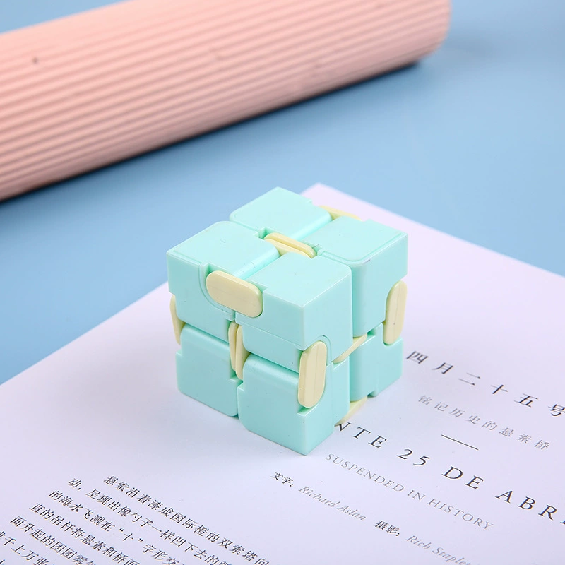 Infinity Cube fidget toy — Infinite Rubik's Cube, compact 4×8 cm, pastel colors