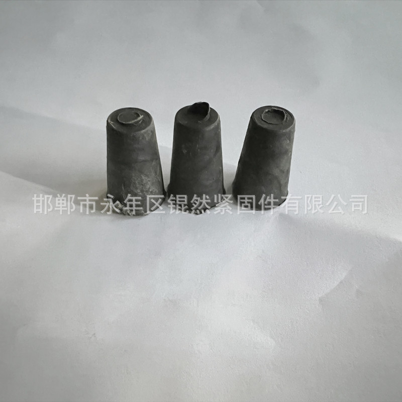 墙堵头螺杆眼封堵实心塑料橡胶锥形铝模管堵剪力墙封堵内外墙堵头