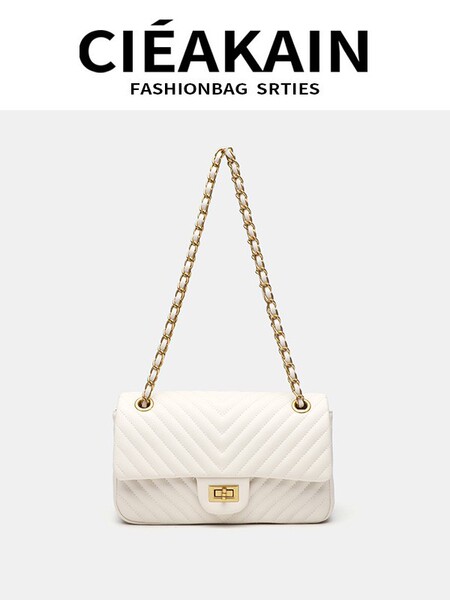 Classic one-shoulder bag with diamond pattern