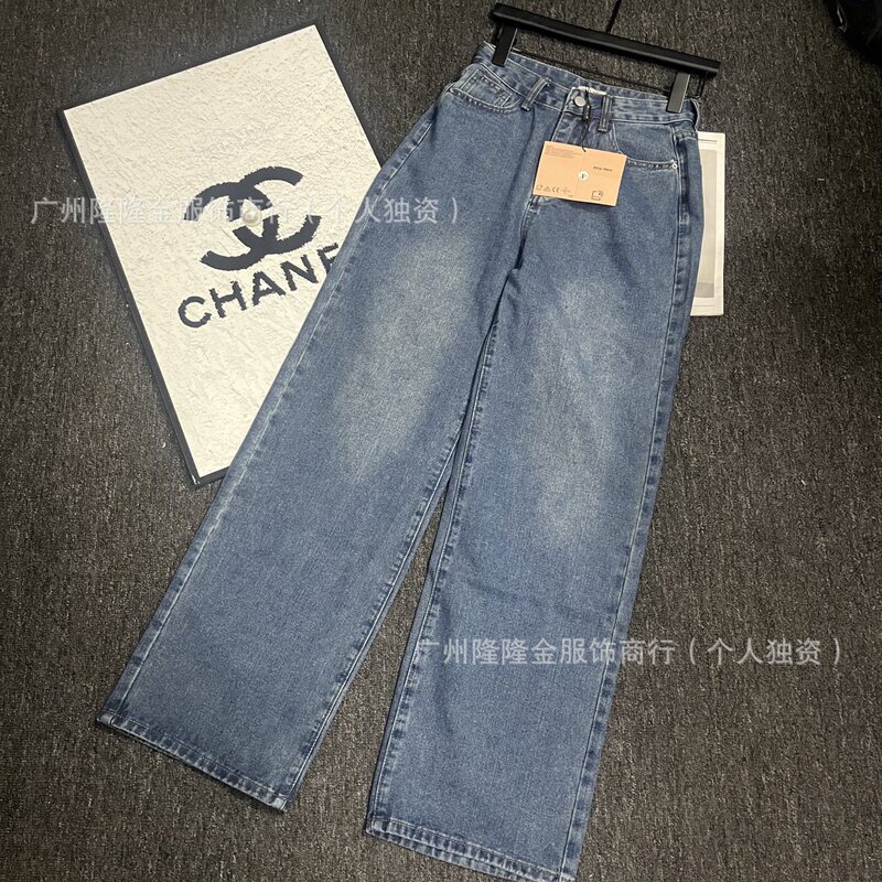 2026 Spring New Style Pocket Leather Label High Waist Straight Leg Jeans for Women, Loose Fit, Slimming, Versatile, Trendy Long Pants