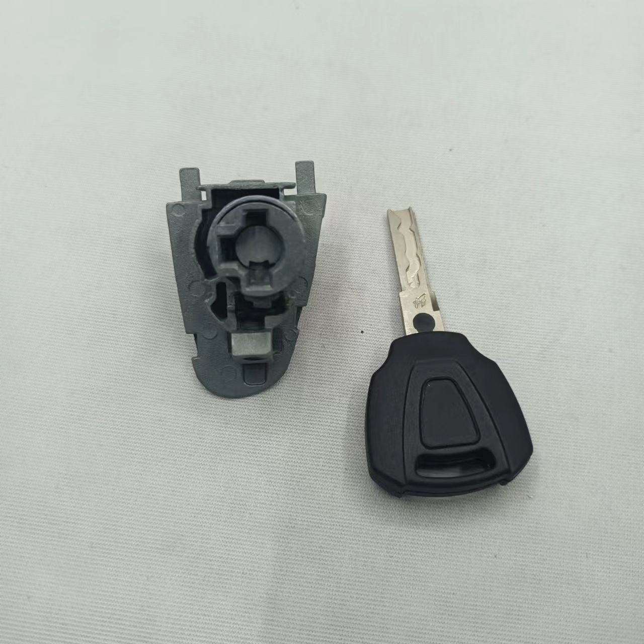 Adecuado para Rongwei 550 cilindro de cerradura de puerta Rongwei cilindro de cerradura de puerta