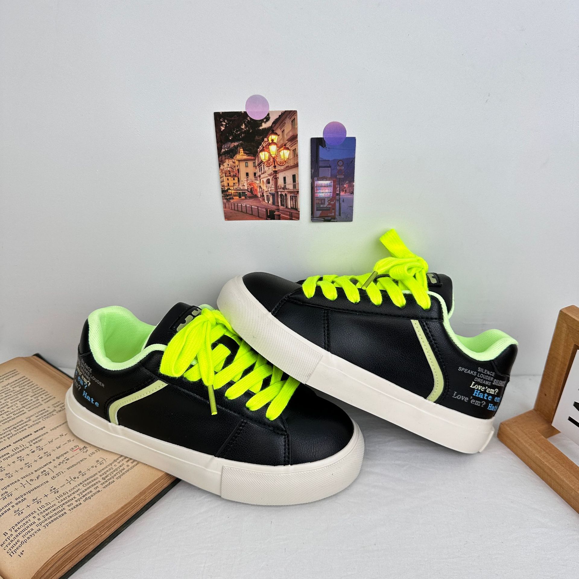 Yuanbo 2025 primavera nuevo skate zapatos de chicas chicas zapatos de lona deportivos de estilo de puerto casual coreano zapatos de mujer