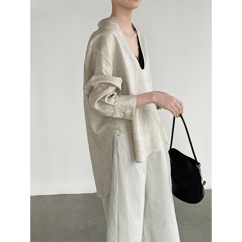 Taochuan Old Money Style Deep U-Neck High-End Shirt for Women Minimalist Versatile Loose Fit Elegant Top 26013