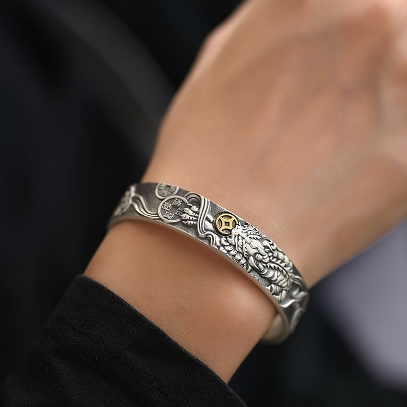 Retro bracelet