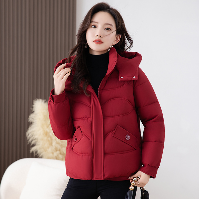 Invierno nuevo abrigo de algodón de pluma para mujeres corto grueso abrigo caliente abrigo de algodón de invierno de gran tamaño moda delgada tendencia extranjera