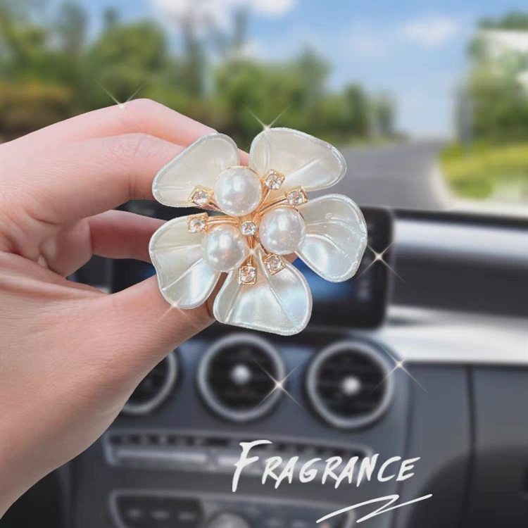 Aire acondicionado del automóvil salidas de aire decoraciones aromáticas dibujos animados lindo cerdo coche eléctrico consola adornos de perfume montados en el automóvil