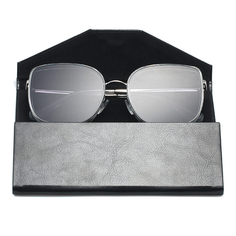 Round Portable Storage Folding Glasses Case Soft Bag Triangular Magnetic Pouch in Stock High-End Sunglasses