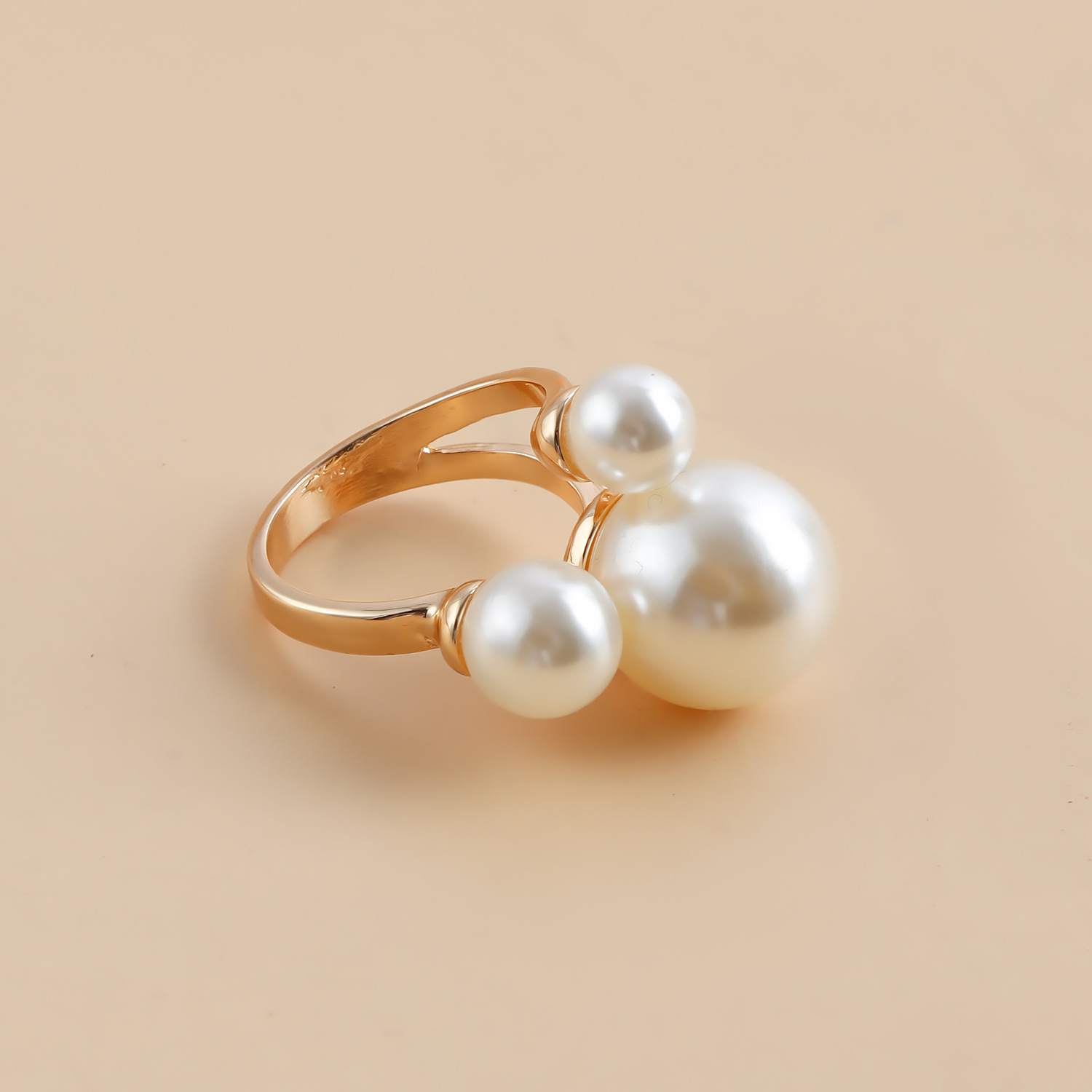 Geometric, Solid Color Pattern Elegant Geometric Solid Color Imitation Pearl Alloy Women's Open Rings